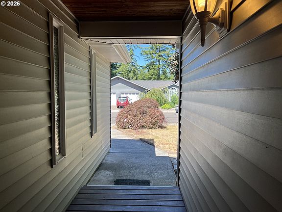 4th image of 2286 N 22nd Ct