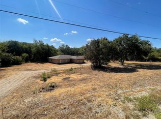 1321 Robyn Rd, Azle, TX 76020