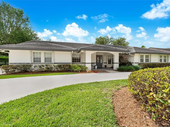 10422 SW 121st St, Miami, FL 33176