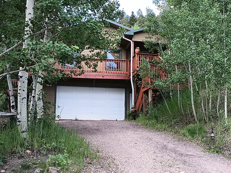 Circle Dr — Photo 14