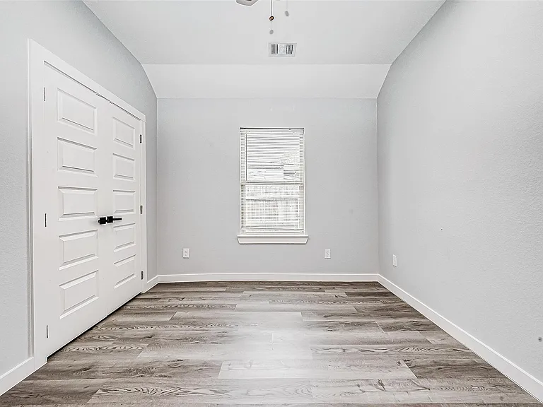 6725 Avenue K #B — Photo 30