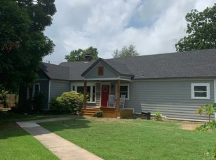 222 S 15th St, Rogers, AR 72758