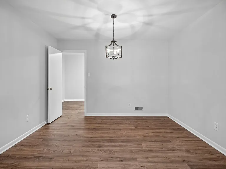 5128 Cliffhaven Dr — Photo 13