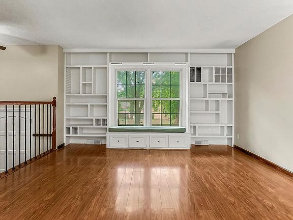 3rd image of 11204 W 51st Ter