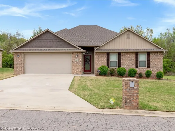 143 Stone Dr, Roland, OK 74954