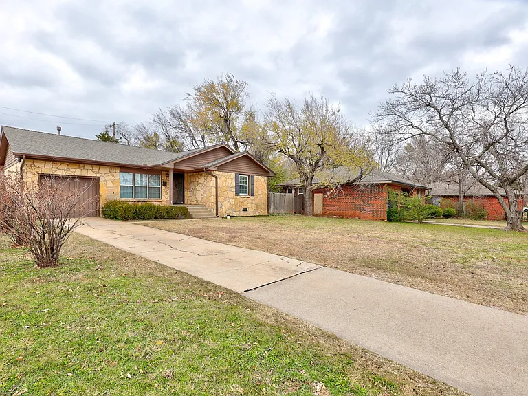 2849 Cambridge Ct — Photo 35