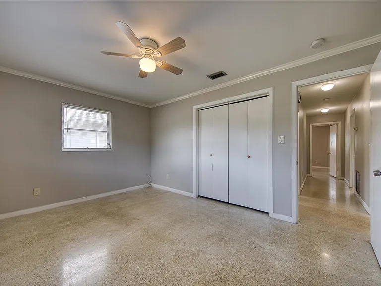 1901 Dolphin Dr — Photo 20