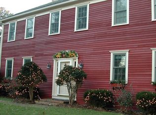 5 Wolf Hl, East Sandwich, MA 02537