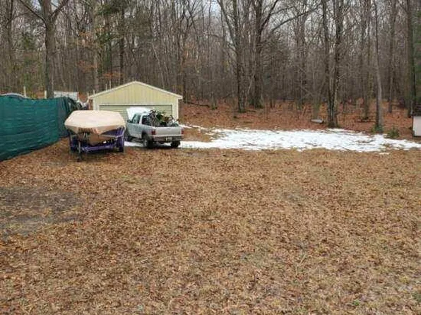 439 N Spencer Rd, Mears, MI 49436