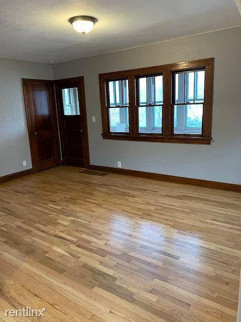 2 bed, 836 sqft, $1,400 — Photo 4
