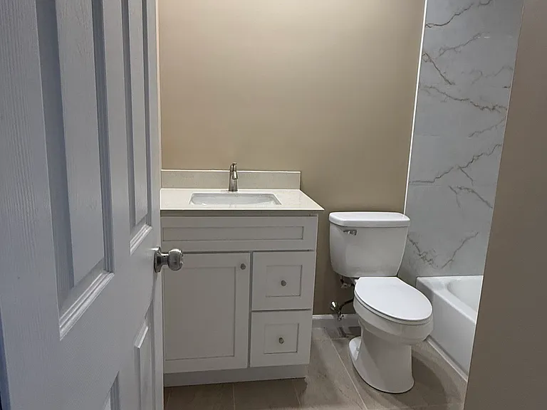 173 Queensbury Pl — Photo 15