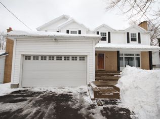 26 Macquarrie Dr, Pt Hawkesbury, NS B9A 2K8