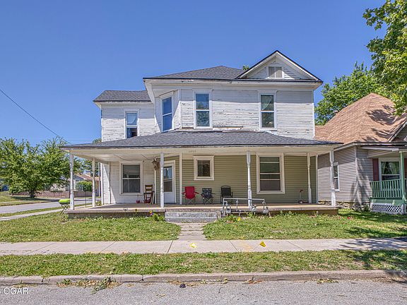 2nd image of 2028 S Wall Ave