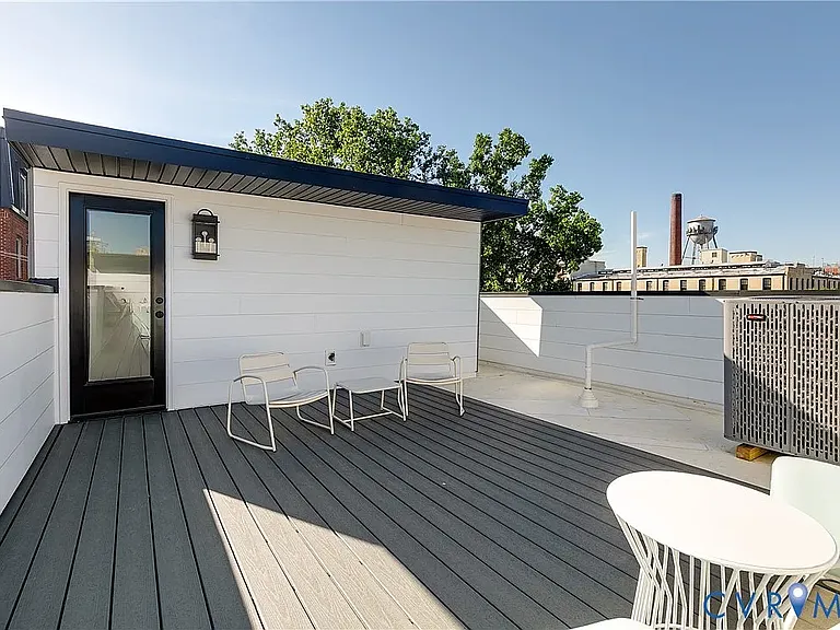 220 N 20th St #1 — Photo 24