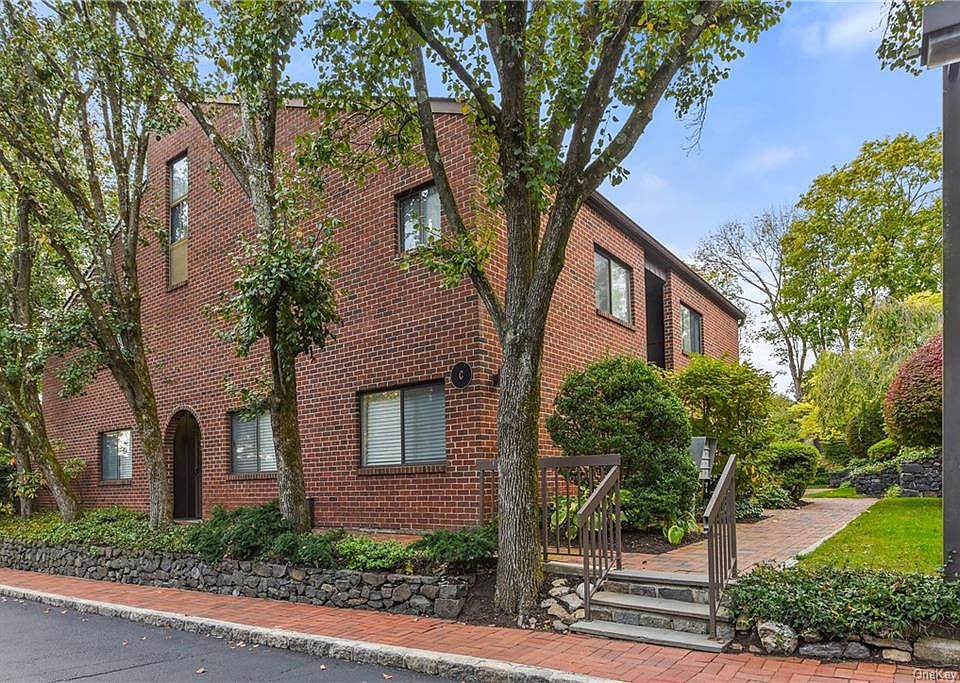 1st image of 150 N Bedford Rd #11C