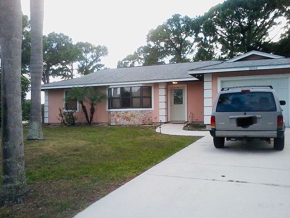 1st image of 1998 SW Brisbane St