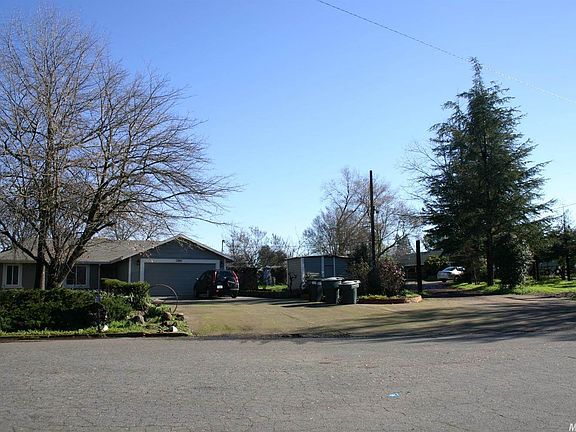 2nd image of 7746 Hickory Ave