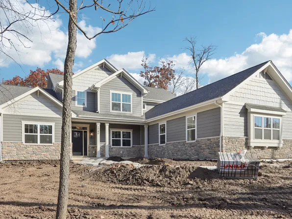 39W910 Catlin Sq, Geneva, IL 60134