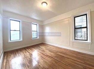 114 W 238th St #2T, Bronx, NY 10463