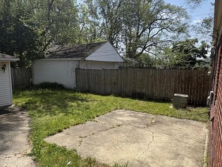 18418 Edinborough Rd — Photo 17