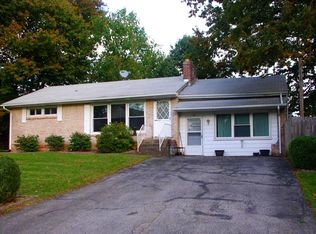 15 Clover Ln, Halifax, PA 17032