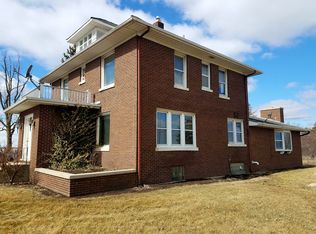 8483 Aldrich Rd, Clare, IL 60111