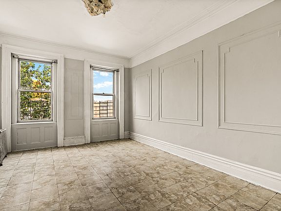 2nd image of 418 S 4th St #3R