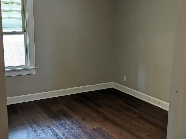 1809 Middle Tennessee Blvd — Photo 12