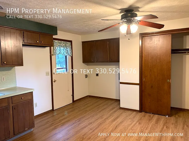 3350 Mollane St NW — Photo 5