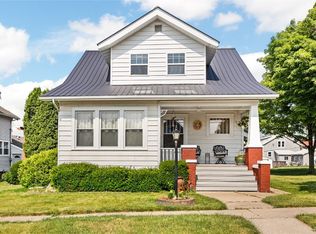 109 4th Ave, Keystone, IA 52249