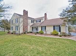 10 Cedar Ridge Rd, North Attleboro, MA 02760