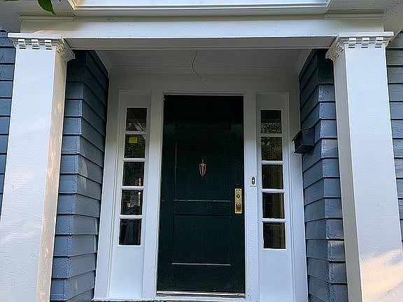 3rd image of 4339 N Park Ave