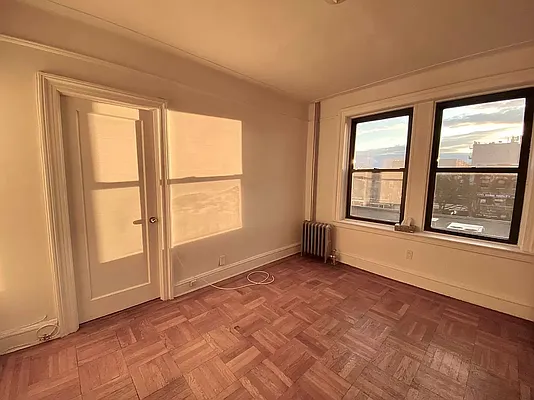 Rented by City Connections Realty | media 2