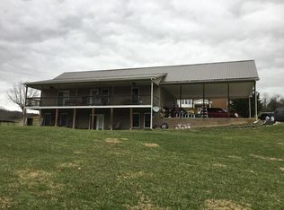 12101 Arbor St, Meadowview, VA 24361