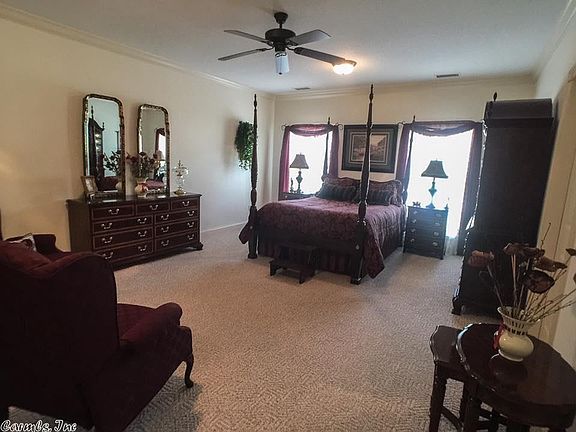 3rd image of 2500 Southwind Dr