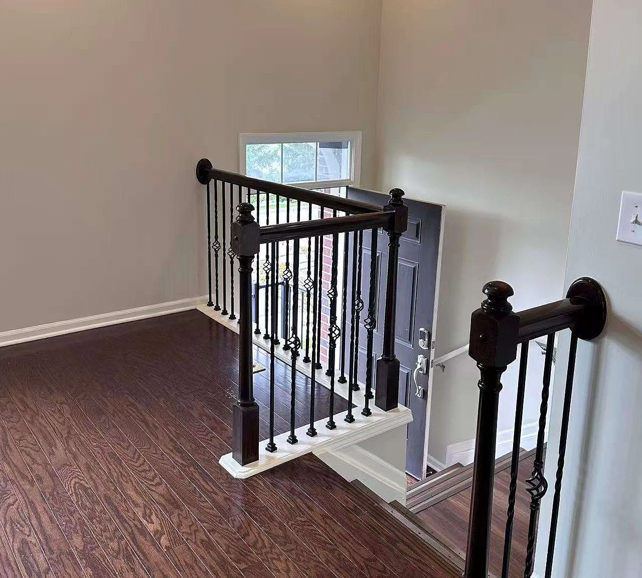 3 bed, 3.5 bath, 1960 sqft, $3,000 — Photo 4