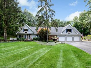 3012 Sanitorium Rd, Howell, MI 48843