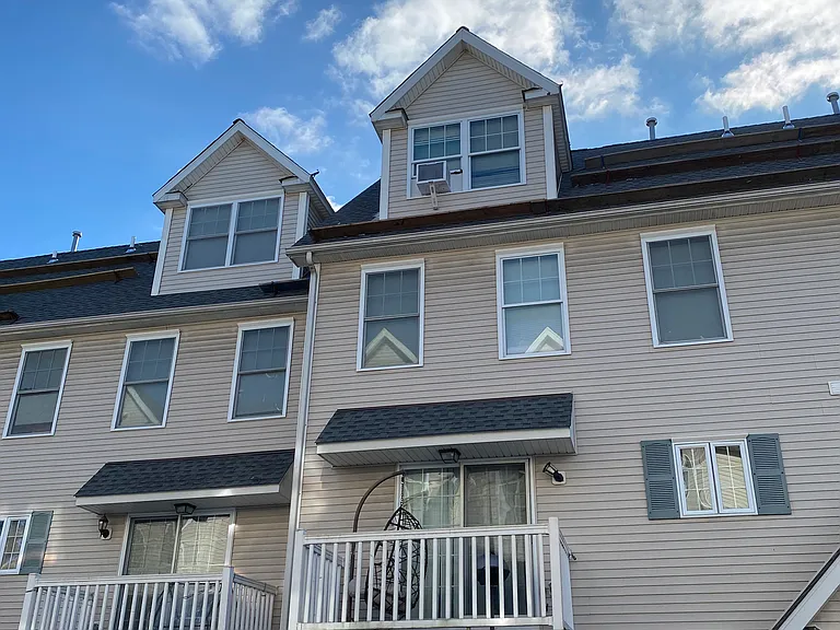 107 Virgil St — Photo 21