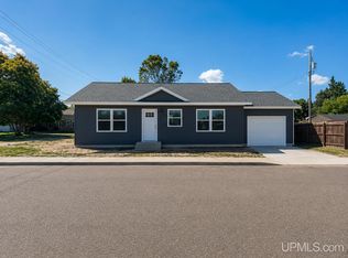 400 S Lake St, Ishpeming, MI 49849