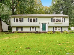1140 Shepard Ave, Hamden, CT 06514