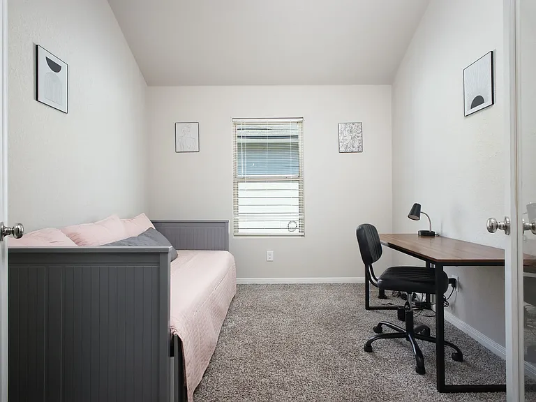 Topaz Bnd — Photo 19