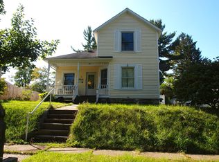 706 W Grand St, Hastings, MI