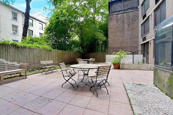 Sold by William Raveis Real Estate | media 10