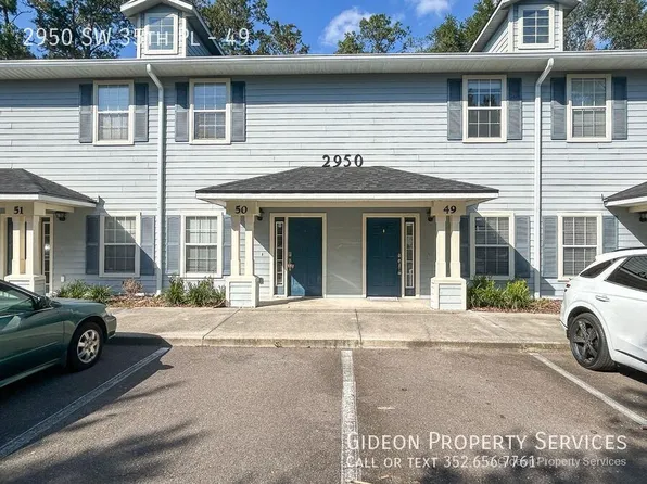2950 SW 35th Pl APT 49, Gainesville, FL 32608