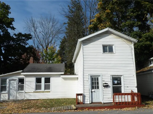 20 Thorpe St, Batavia, NY 14020