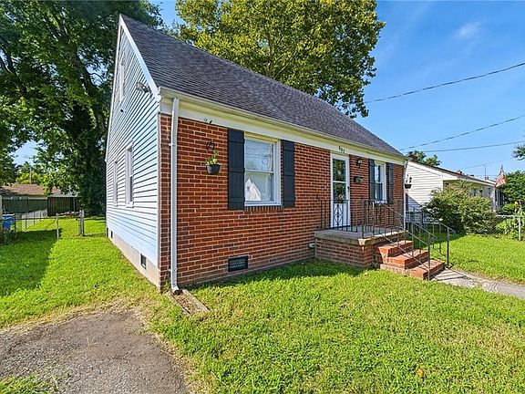2nd image of 607 Lee St