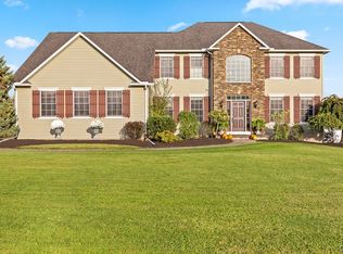 2 Hidden Brook Way, Auburn, NY 13021