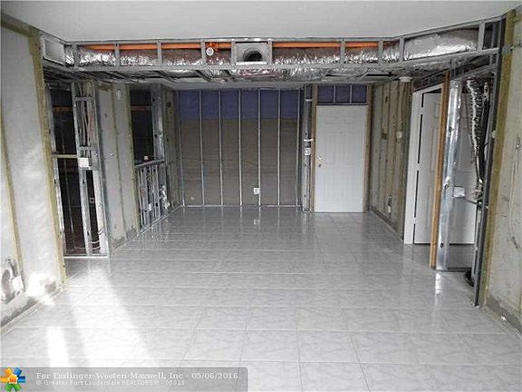 2nd image of 519 E Sheridan St #1032