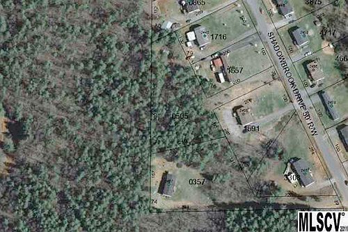 2nd image of 2451 Shadowbrook Dr
