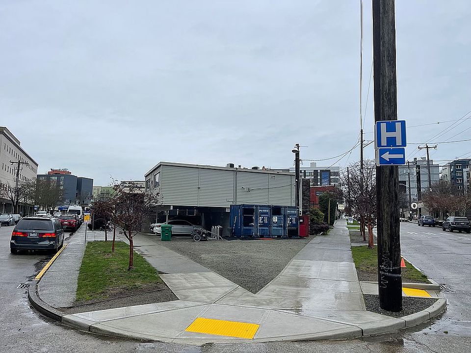1st image of 5401 17th Ave NW